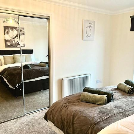 Central Cosy Riverview Apartment 2 Bed, 2 Bath, Free Parking / Wifi Инвернес Екстериор снимка